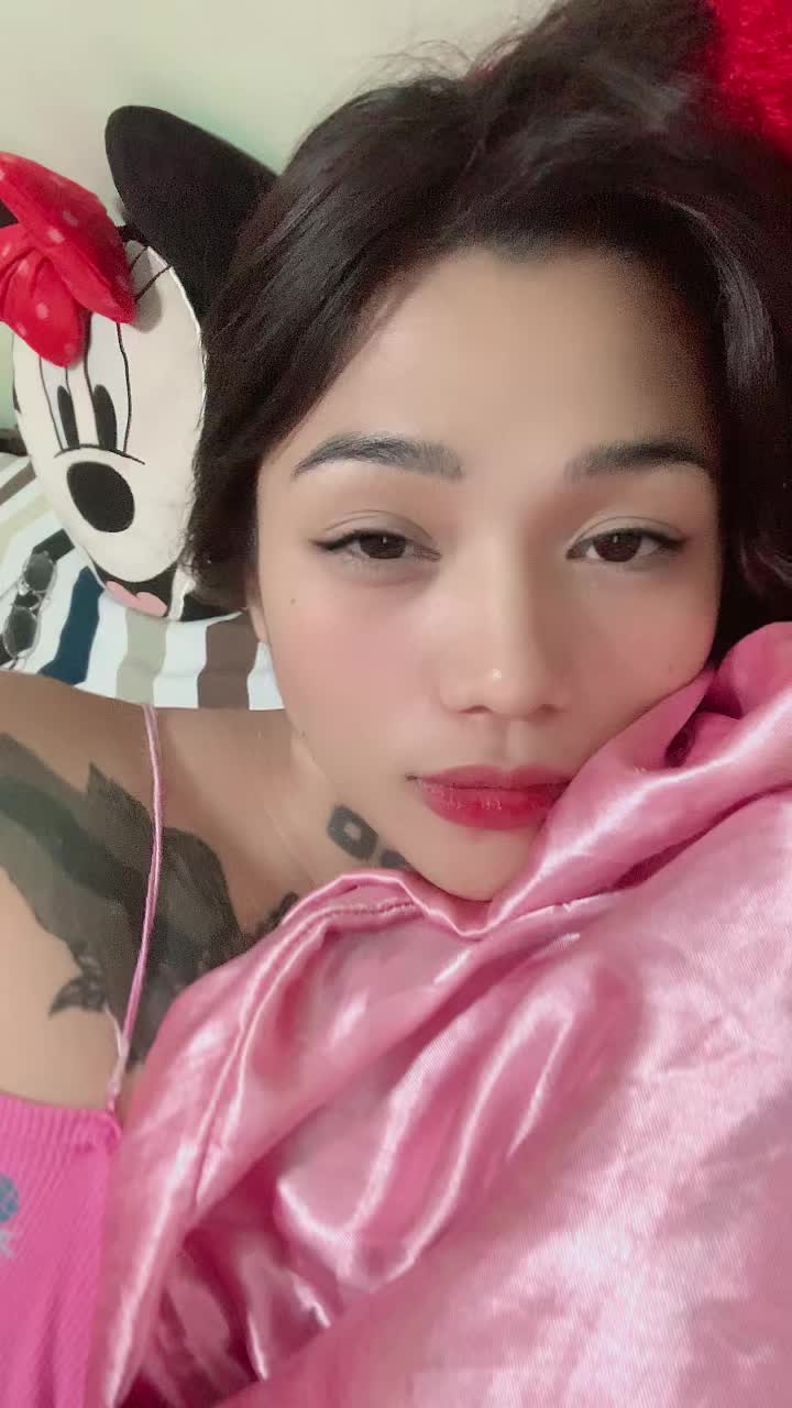@Trixie Llanes