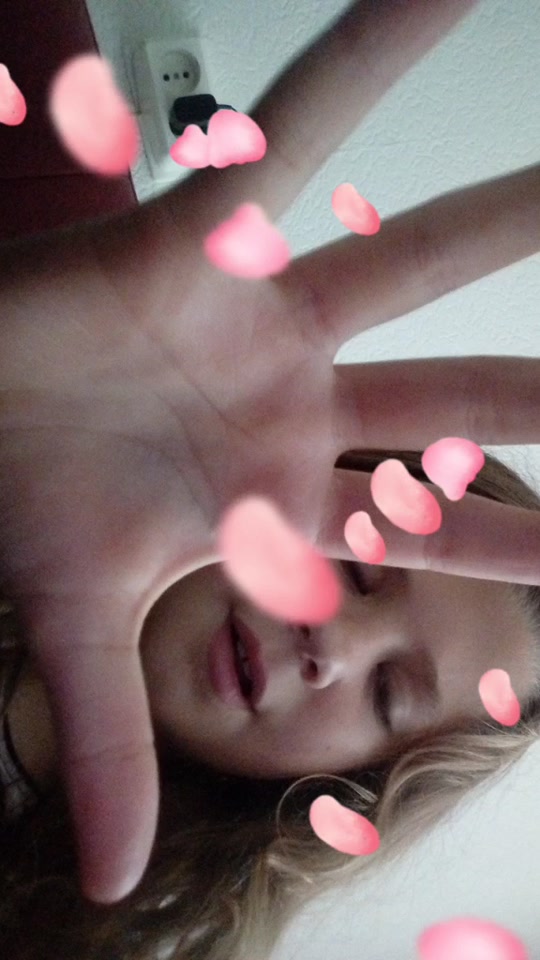 @slomo.girlss