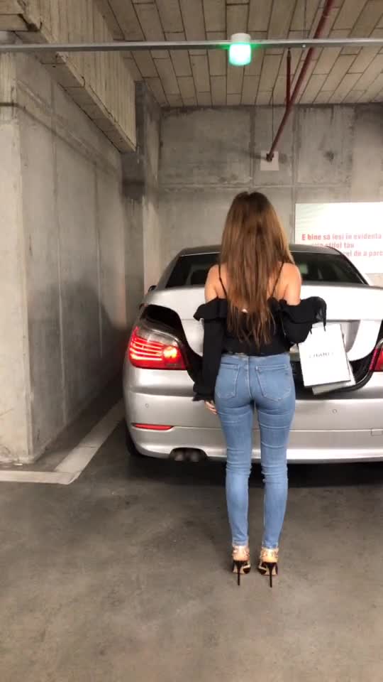@Anda Ykova