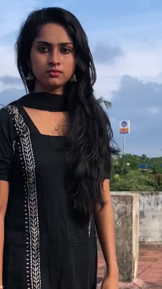 @Kavyaa🐾
