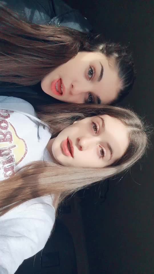 @ᏙᎥttorᎥa & Ꭺnna💜