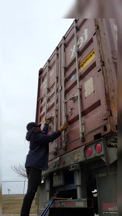 @TRUCKER SHARU