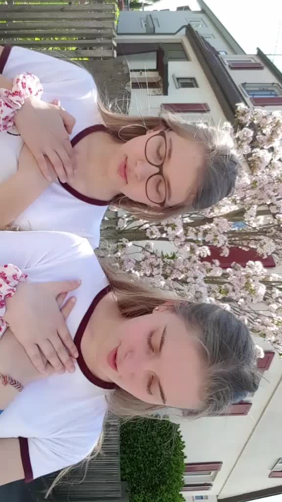 @Elisa & Lisa