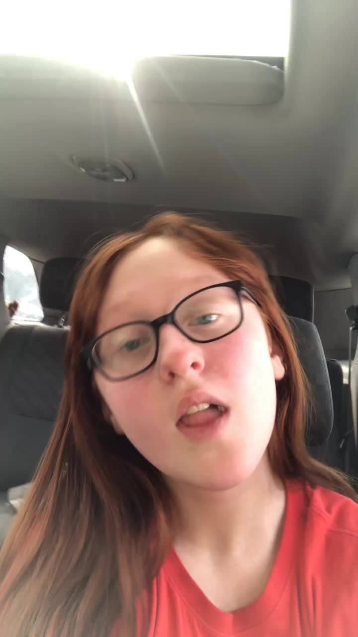@Bella