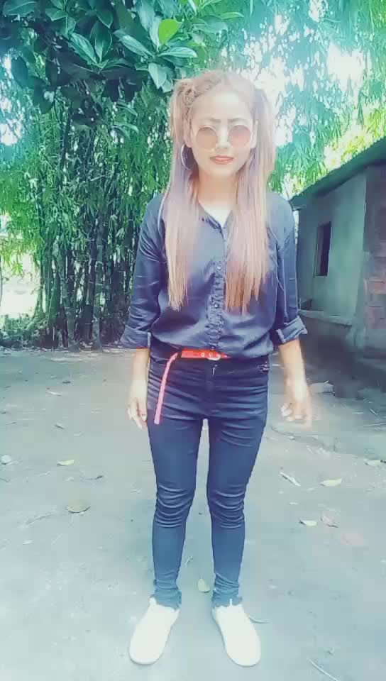 @plz follow me guys