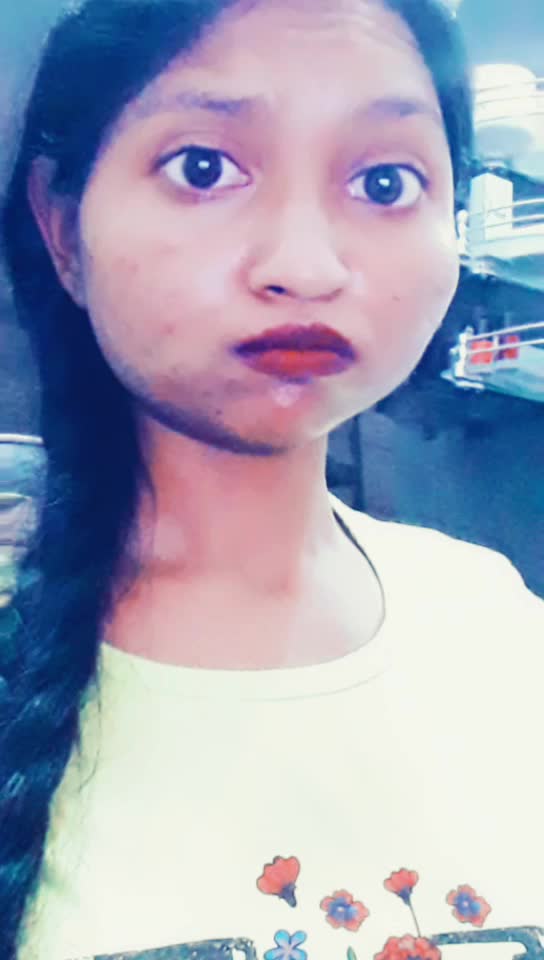 @kdivya_