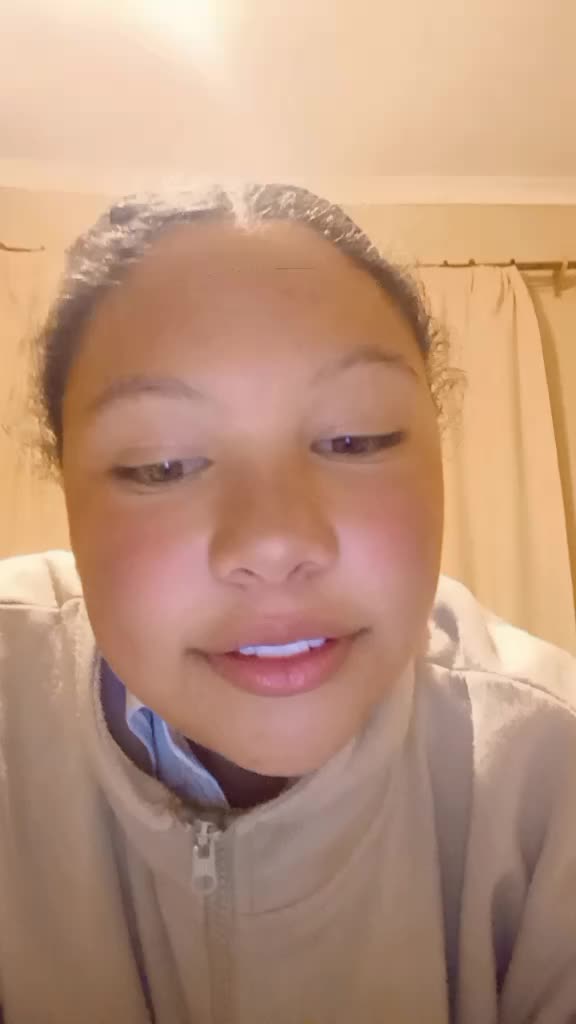 @rellie.officially_ 29