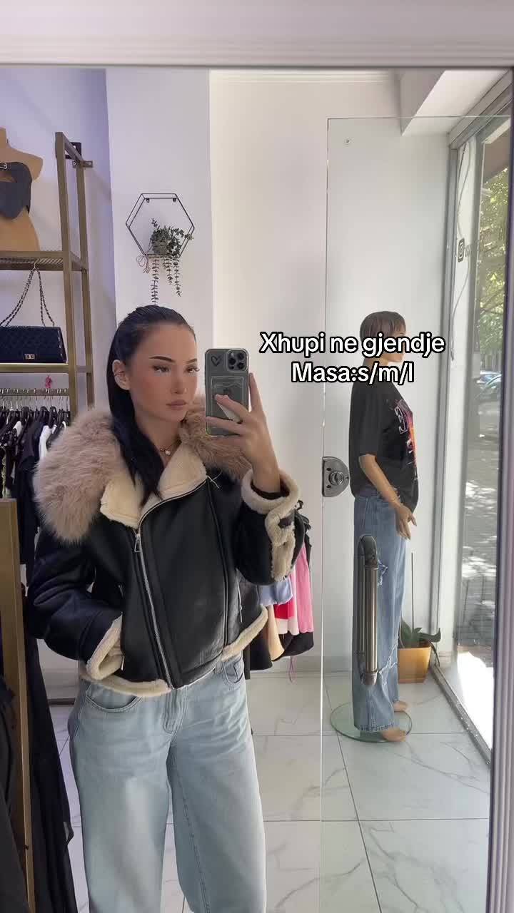 @Angels__thrifting