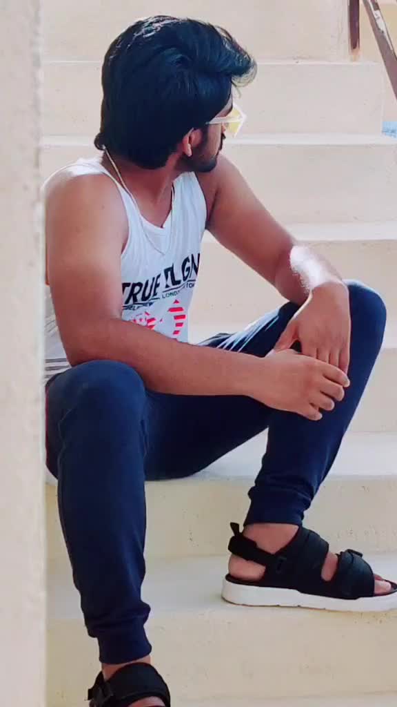 @Mr. Unique👑