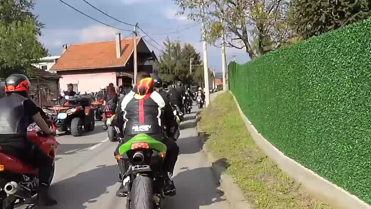 @Milos&MotoromDo