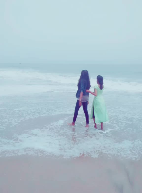 @unnimayaunni