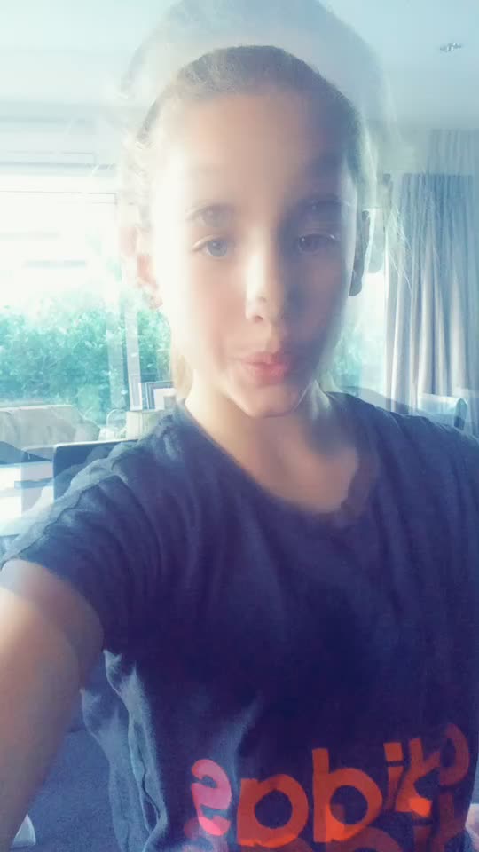 @Blondeeeeeee