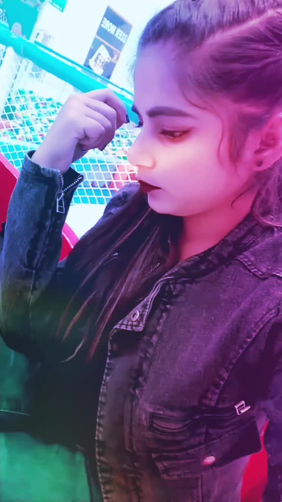 @official_komal