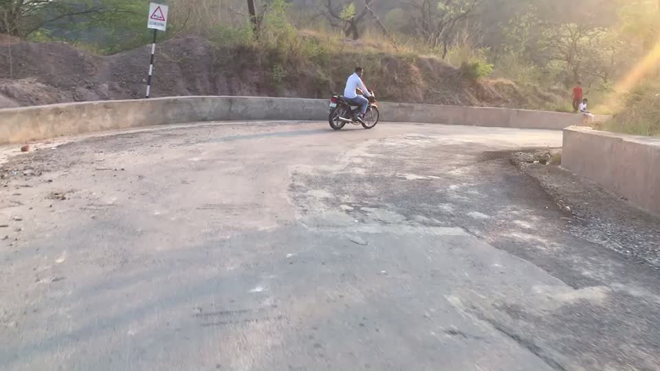 @Dinu Panwar