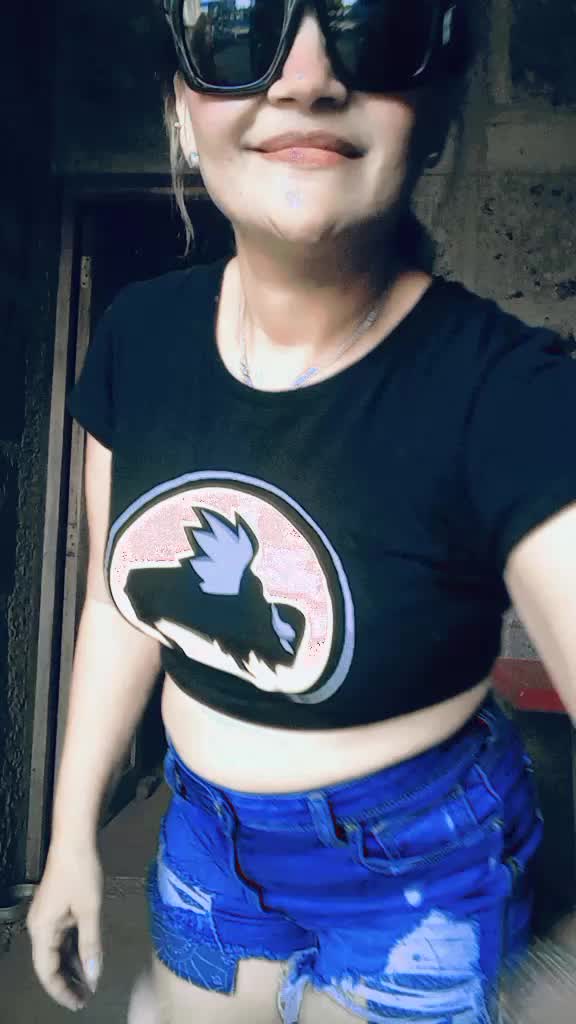 @Fernández