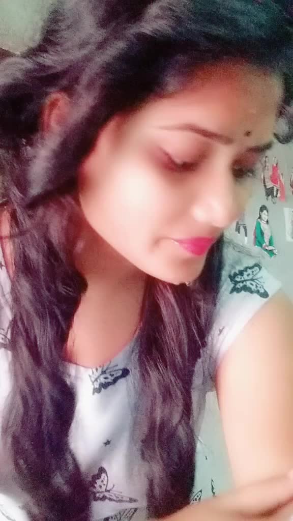 @Innocent_Girl_Lipi