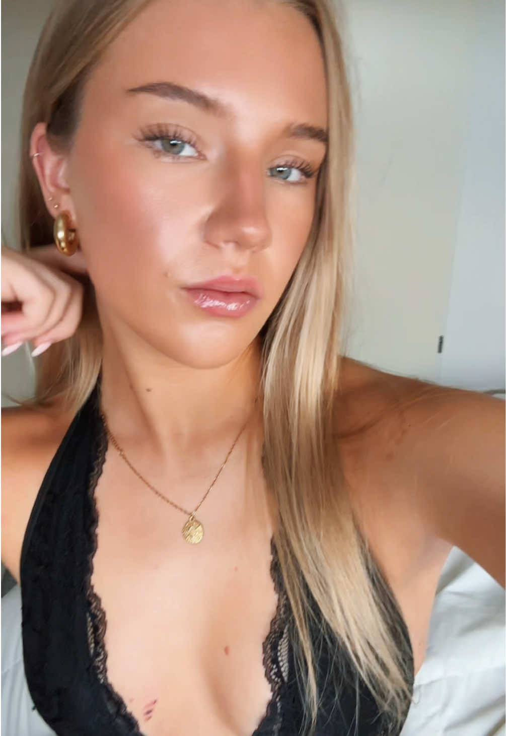 @Evoradevrind