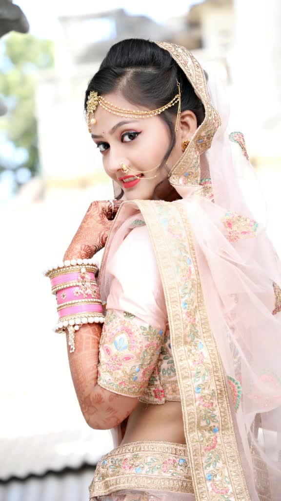 @Gorgeous_Gujrati ✅