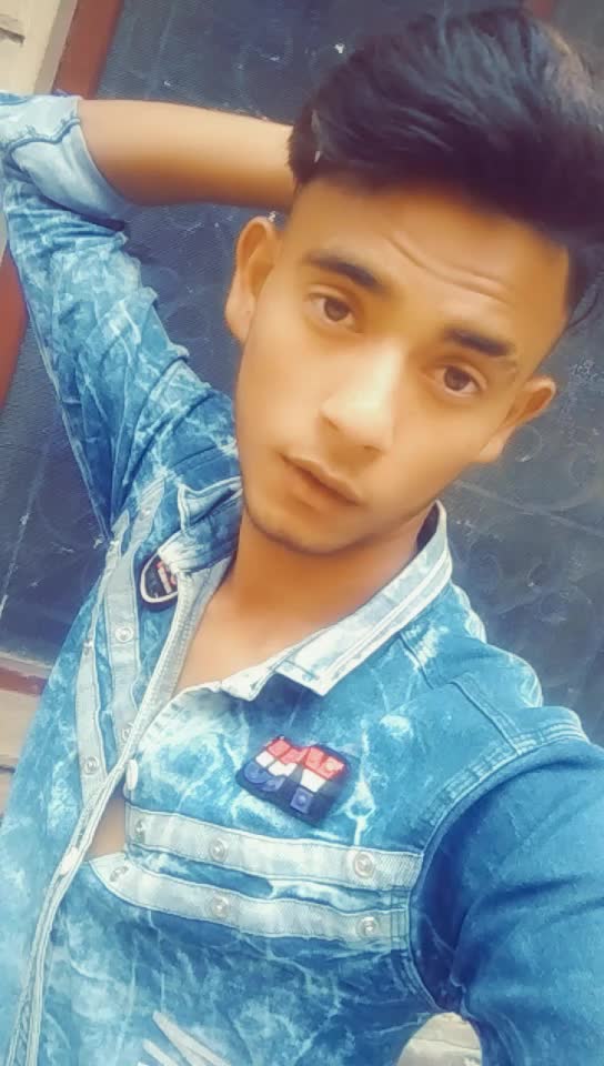 @crazy _boy😋😋