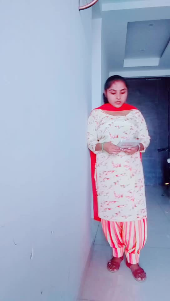 @ਬੇਬੇ ਬਾਪੂੁੁੁ ਦੀ ਫੈਨ