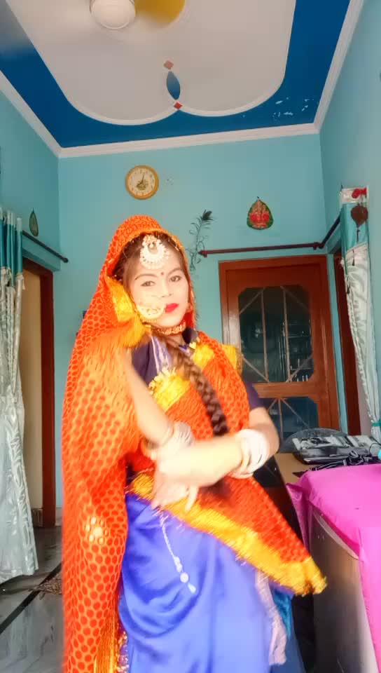 @GarhwAl's queen🔥