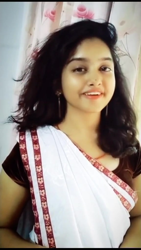 @𝗟 𝗶 𝗹 𝗹 𝘆