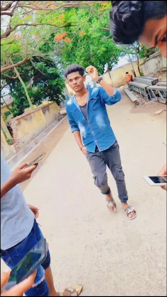 @RX_Prudhvi 💔🤦🏻&zwj;♂️