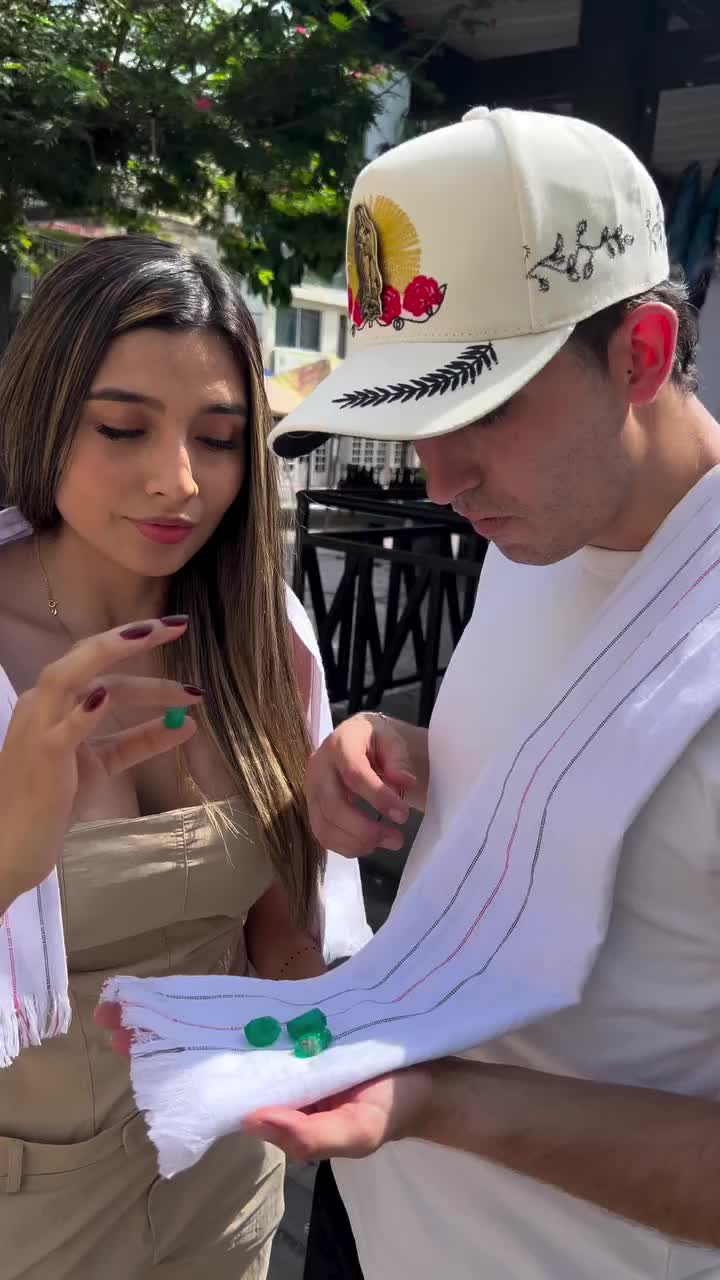 @muzoemerald