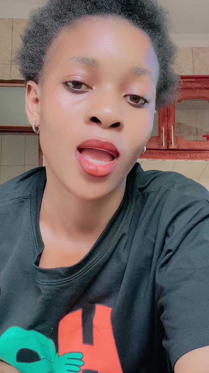 @eliza_mideko