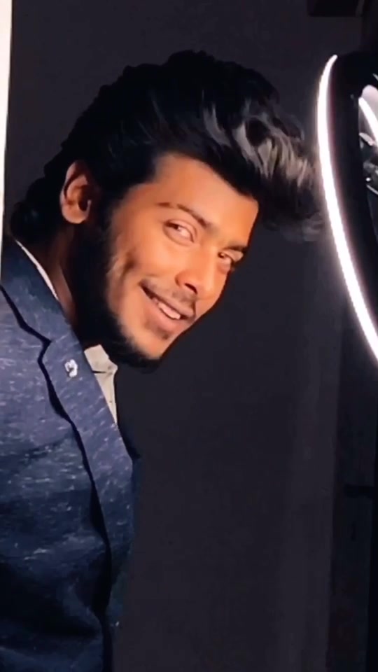@Dhanush_KD