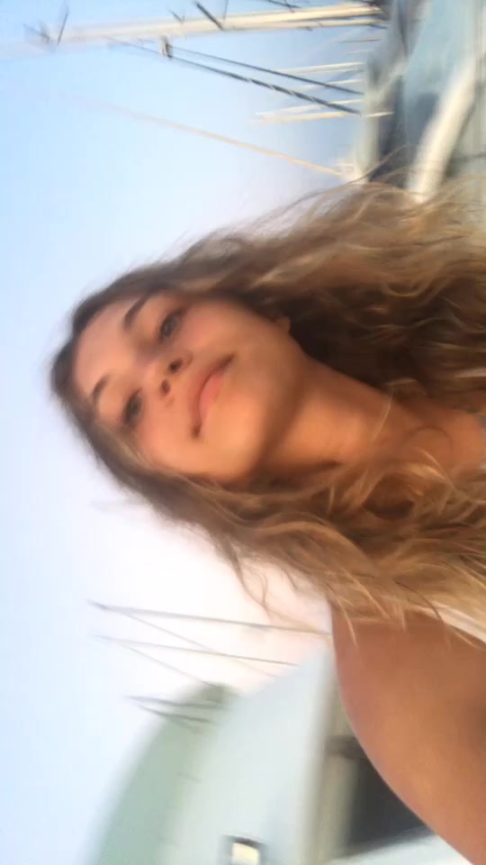 @Martinapiconeeee