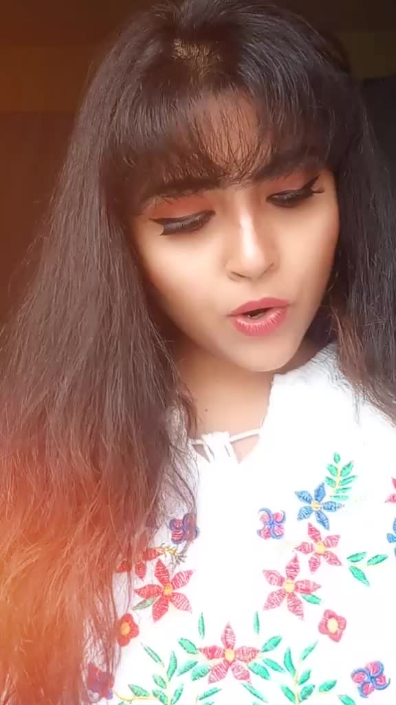 @Pratikshaa..🌸