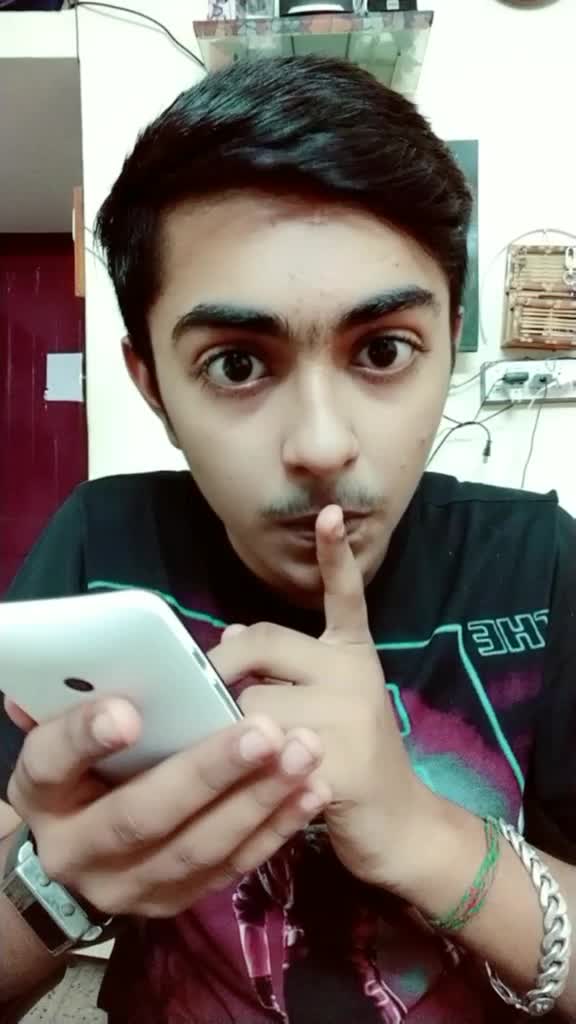 @mr_akshat