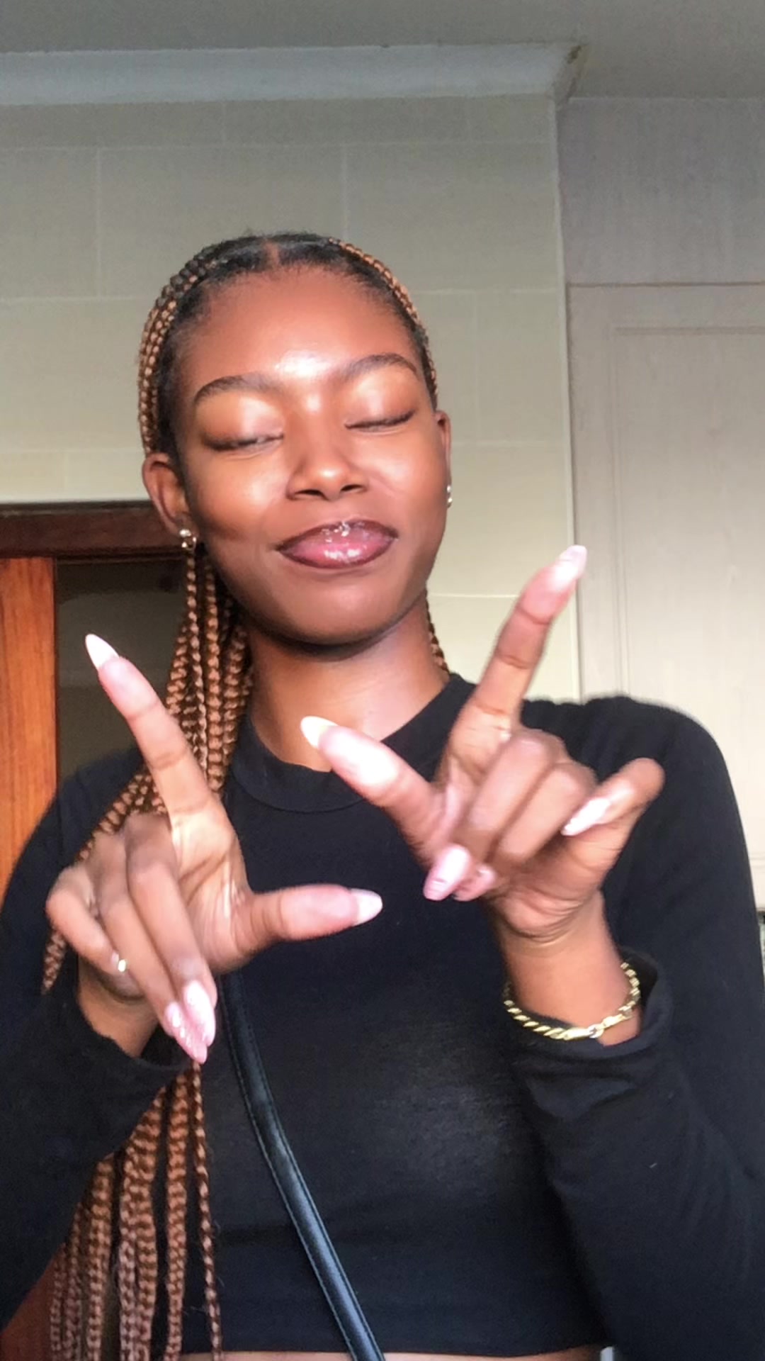 @tshego🫧