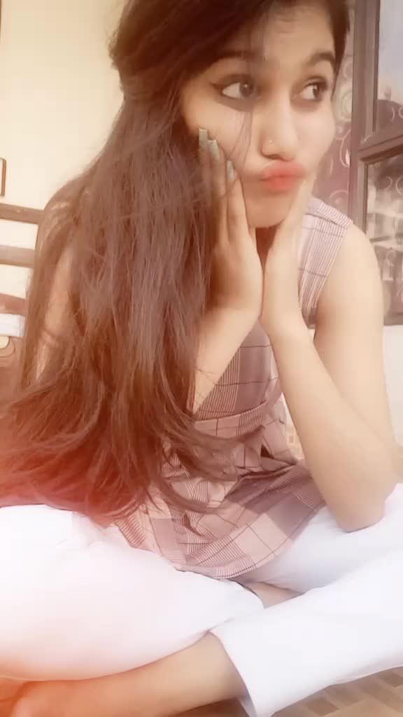 @Meghu🖤👅