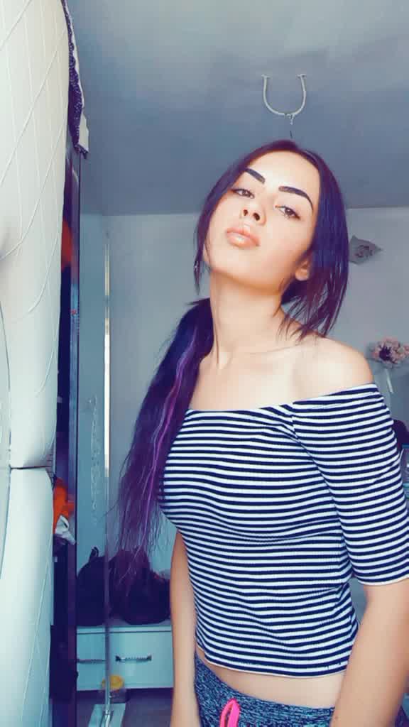 @NeSLiHaN