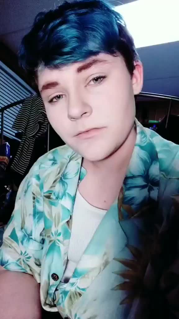 @Drama_Queen