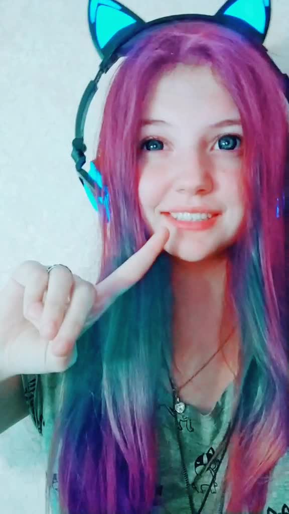 @FollowTheFox