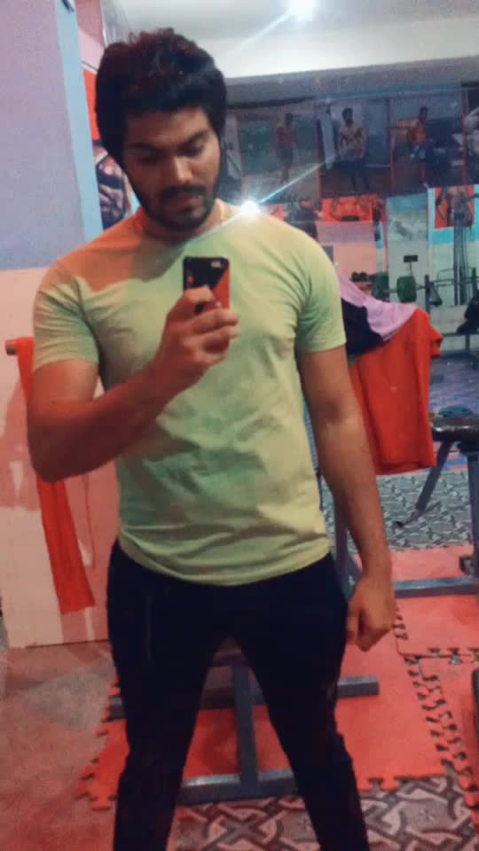 @Rohit_Kapasiya0031