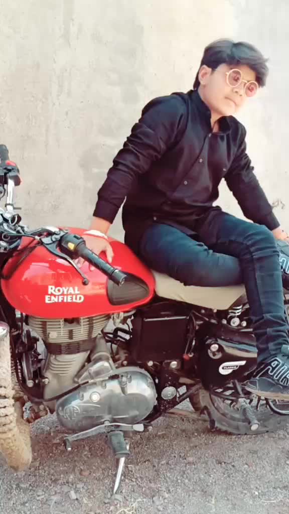 @Dhruv Makwana