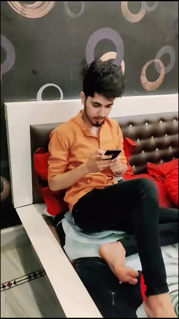 @gaurav (golu)๐