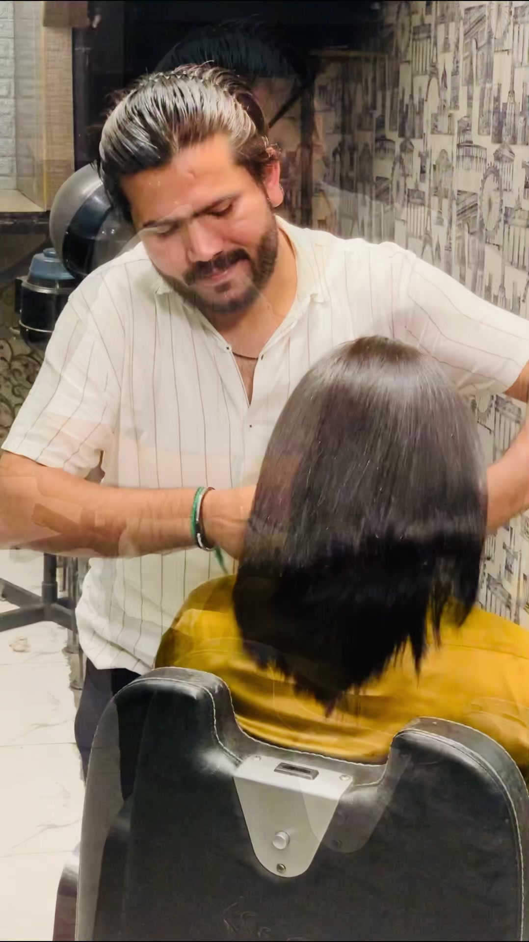 @adnanjango 💇12