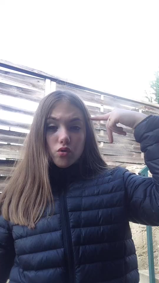 @lisaaa_13