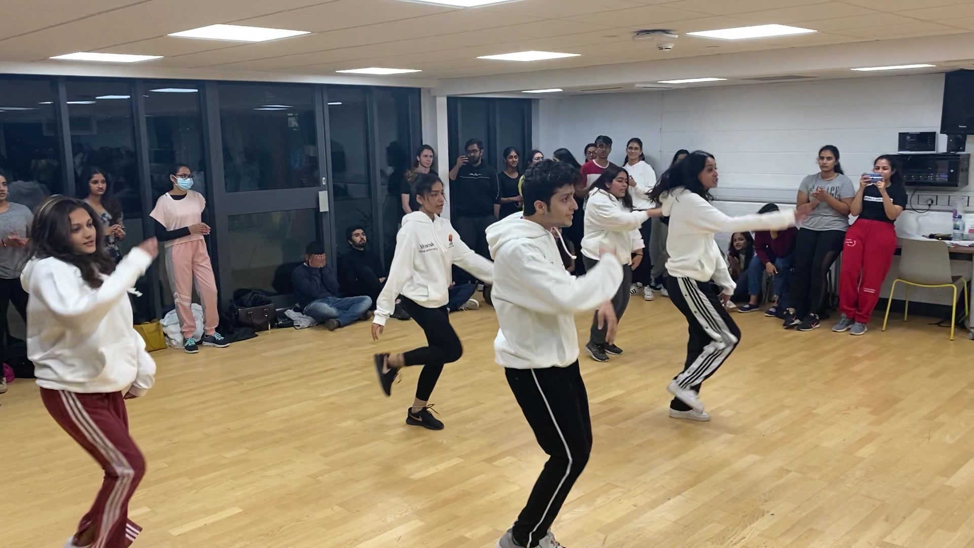 @Vibes (UoL Indian Dance Soc)