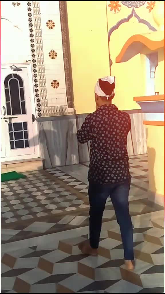 @tarun_bhagtani_