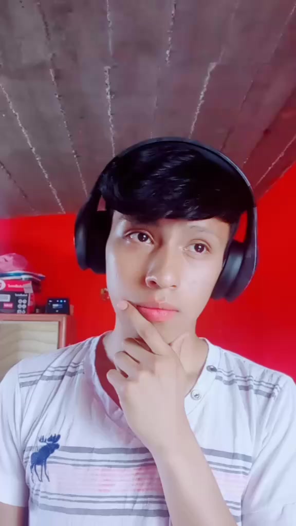 @James_Leon