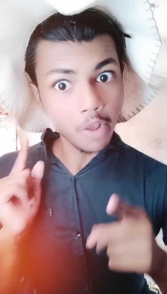 @17comedyboy