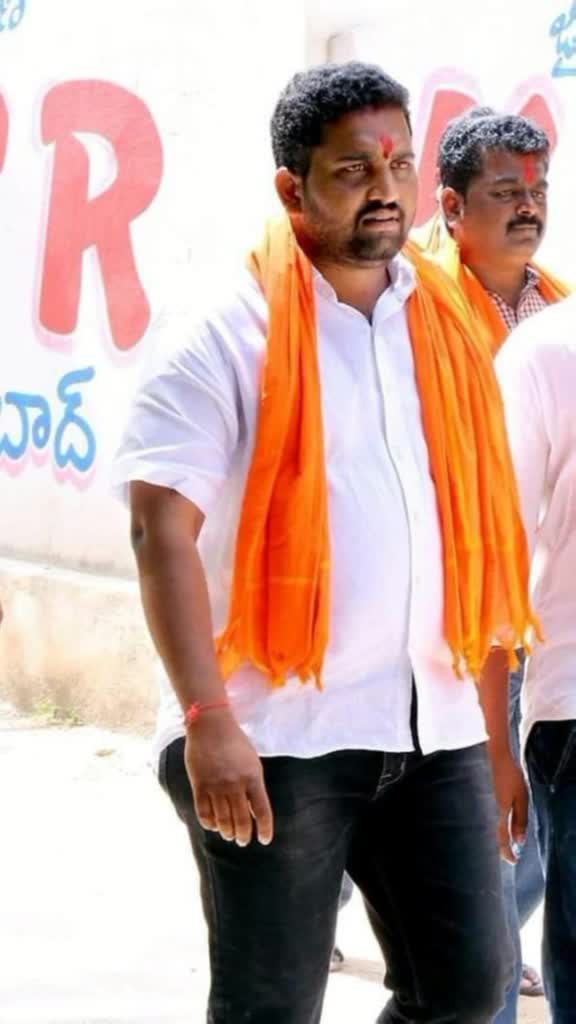 @kiran kattar hindu