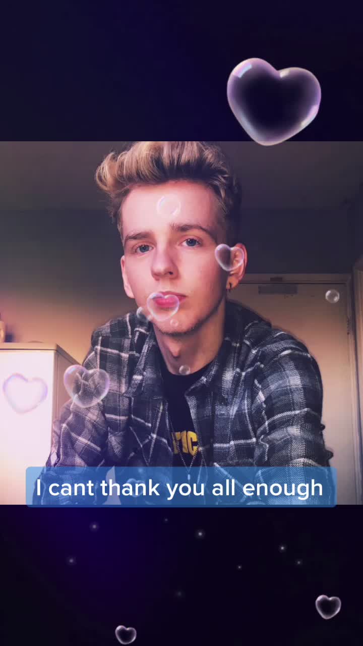 @saffi Derrick