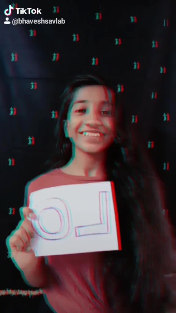 @Riya Savla👑